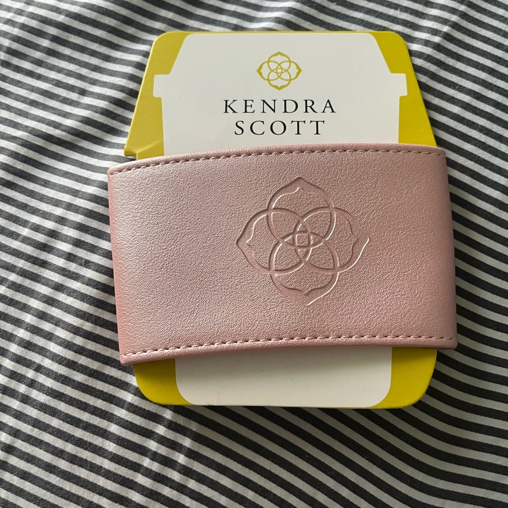 Kendra Scott Limited Edition cup holder